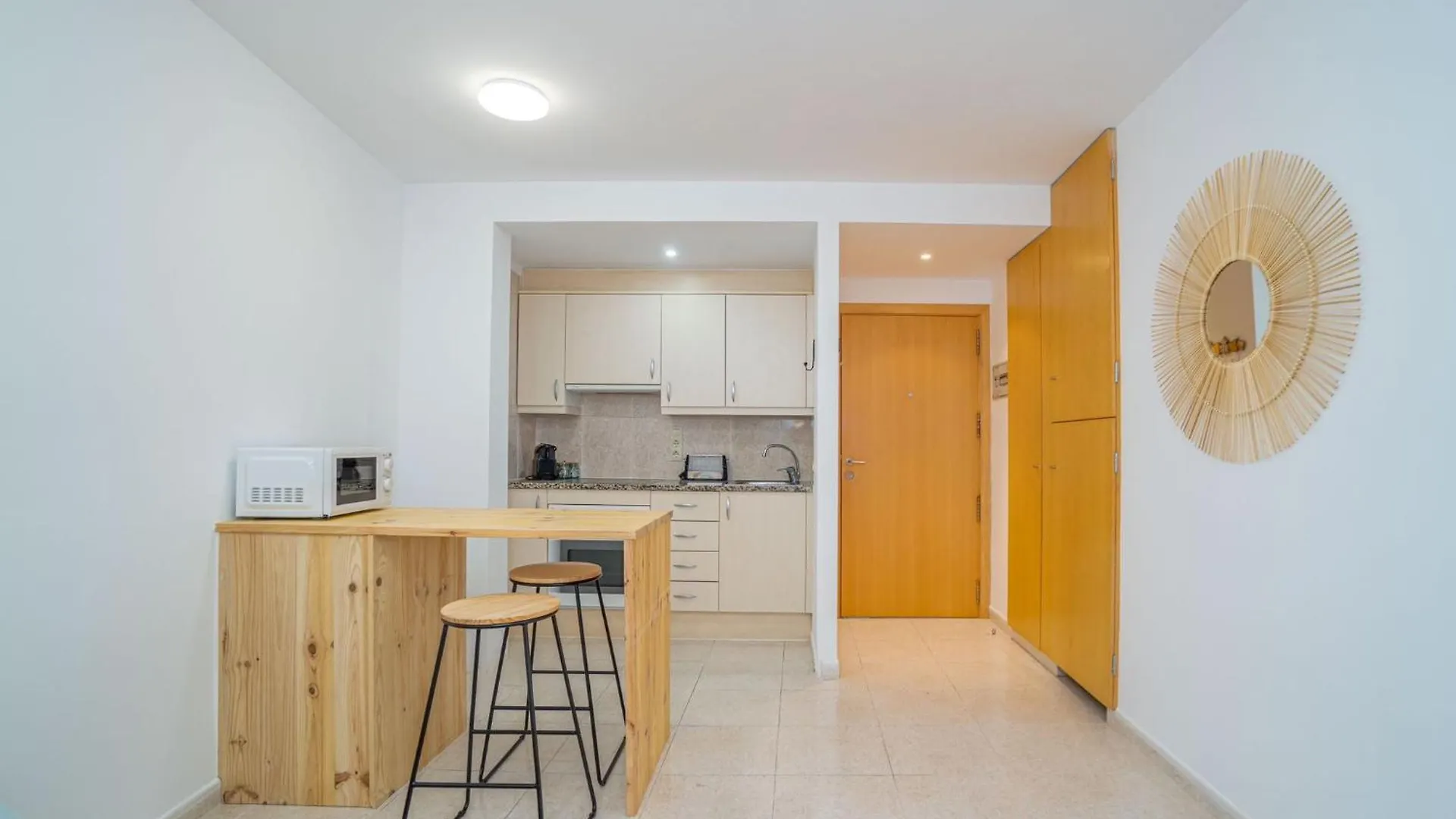 Milenial Immo Peralada 3A - Acogedor Apartamento En El Centro De Figueres, A Unos Pasos Del Museo Dali 0*, Фигерас Испания